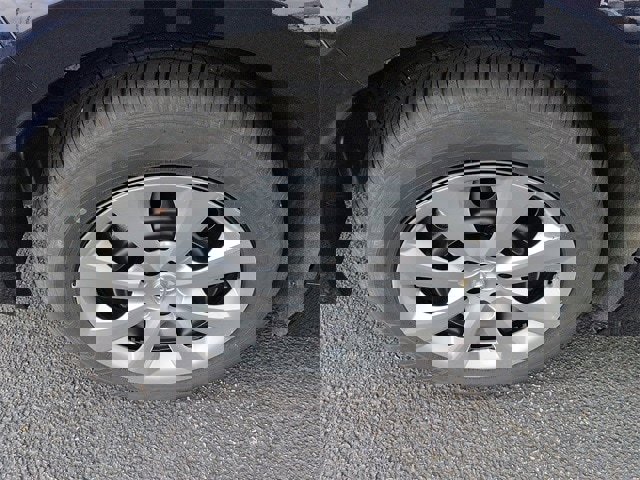 Certified 2025 Toyota Corolla LE image 9