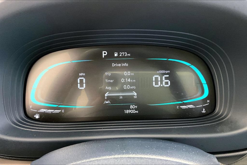 Certified 2024 Hyundai Venue Limited FWD image 22