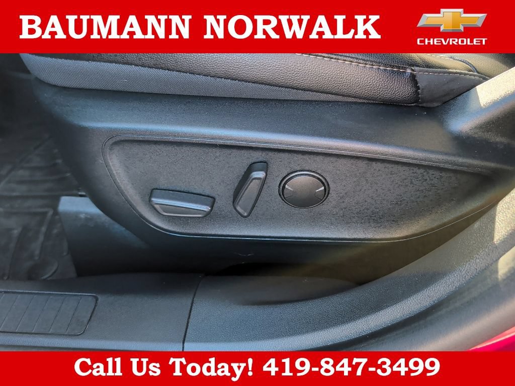 Used 2021 Ford Escape Titanium w/ Titanium Elite Package AWD/4WD image 24