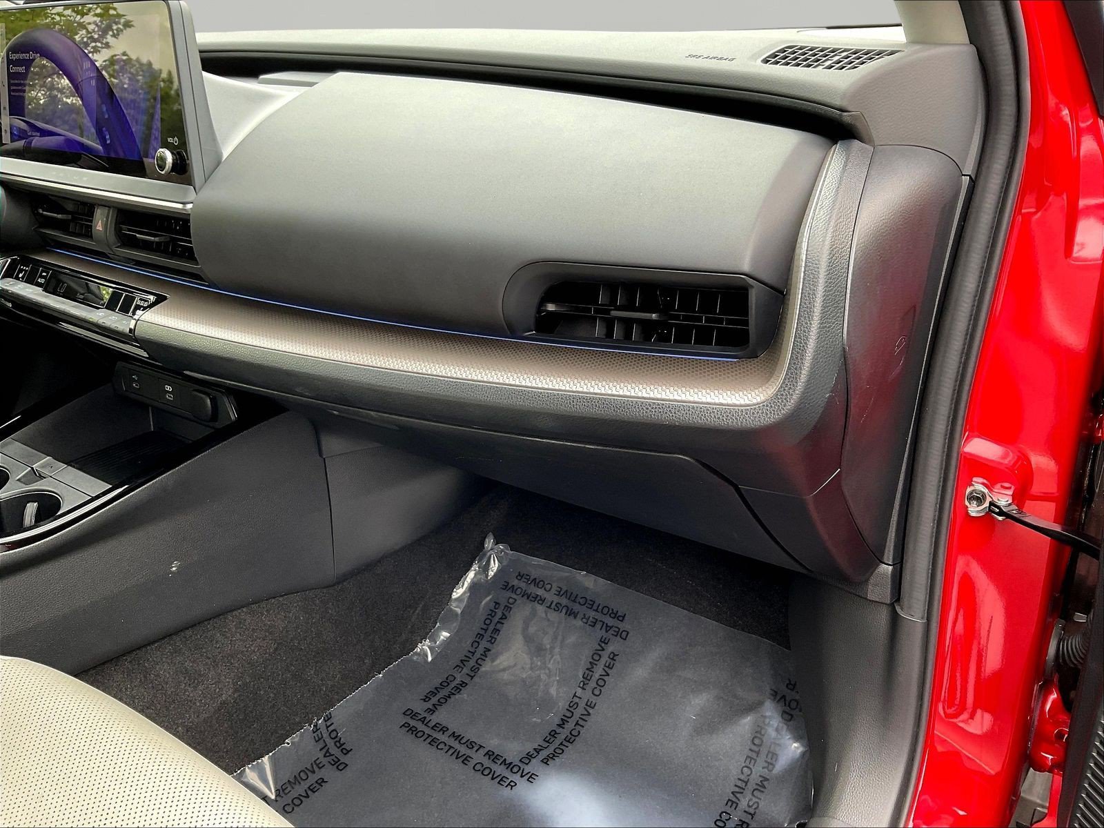 Used 2024 Toyota Prius XLE AWD/4WD image 22