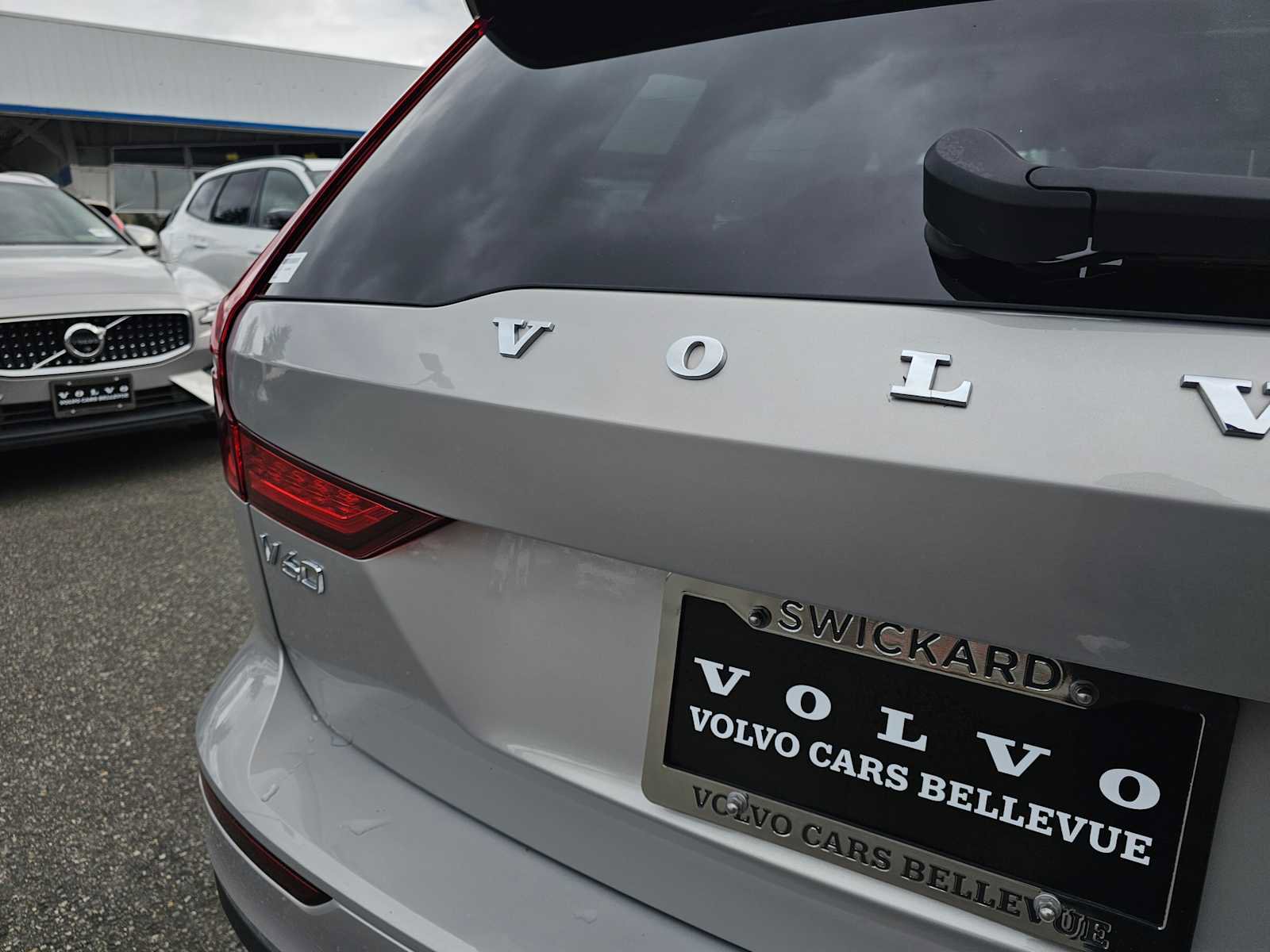 Certified 2025 Volvo V60 B5 Cross Country Plus image 15