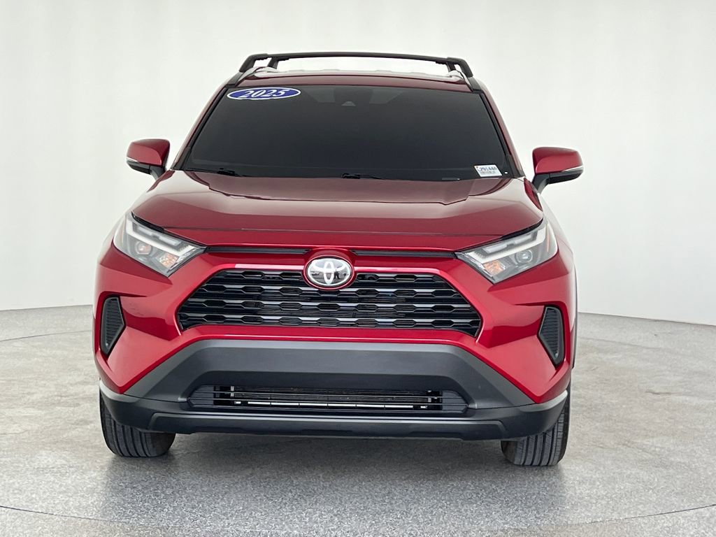 Used 2025 Toyota RAV4 XLE AWD/4WD image 10