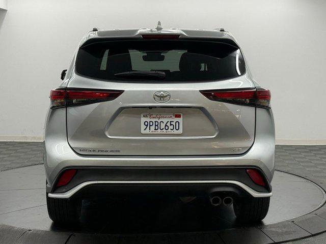 Certified 2024 Toyota Highlander XSE image 8