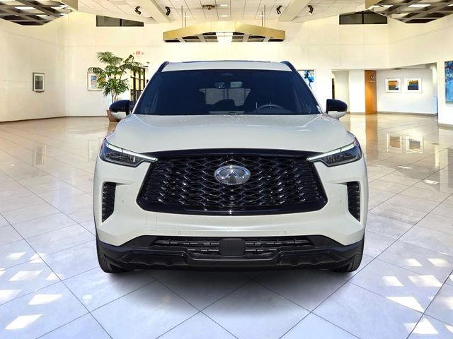 Certified 2025 INFINITI QX60 Luxe w/ Black Edition image 2