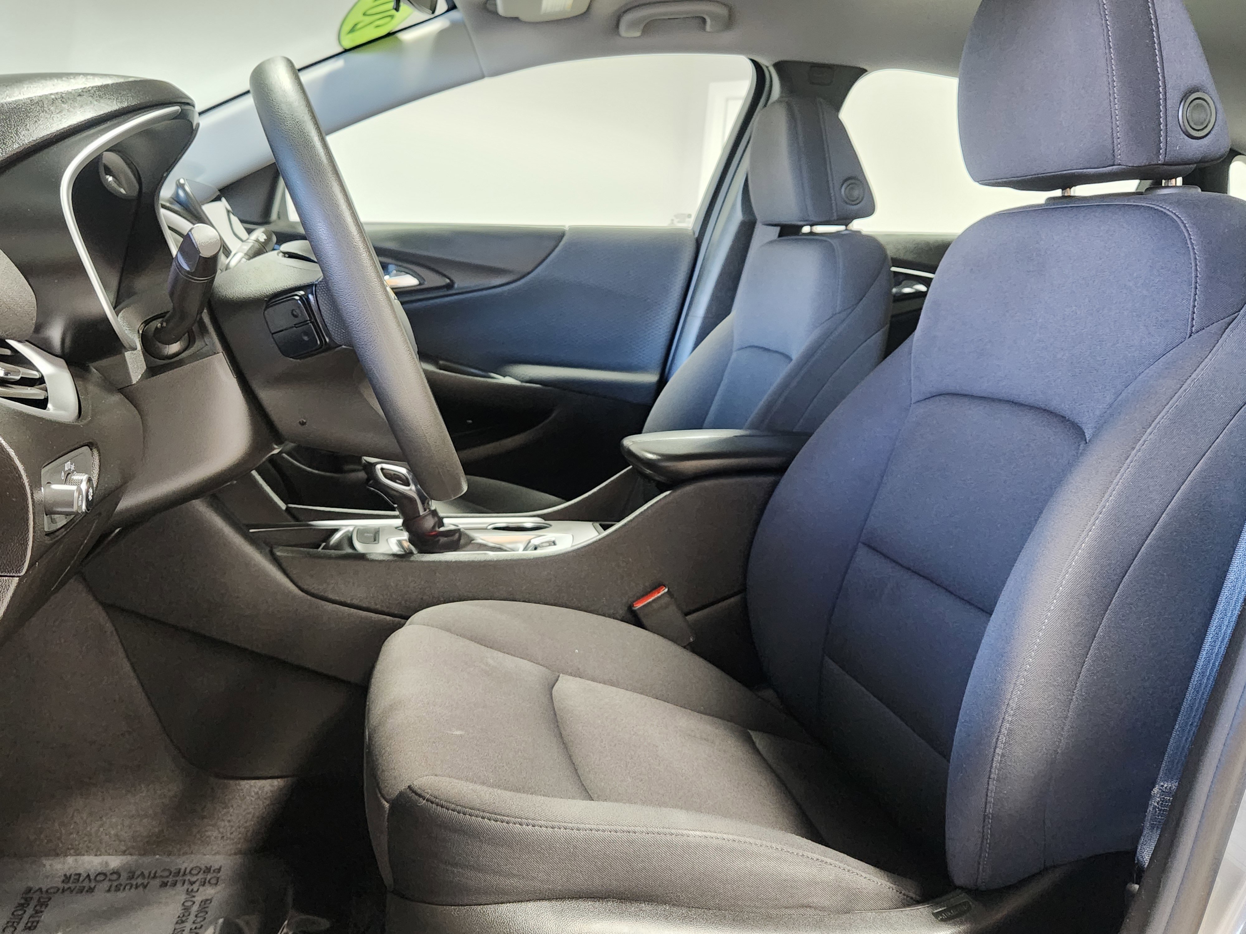 Used 2023 Chevrolet Malibu LT FWD image 11