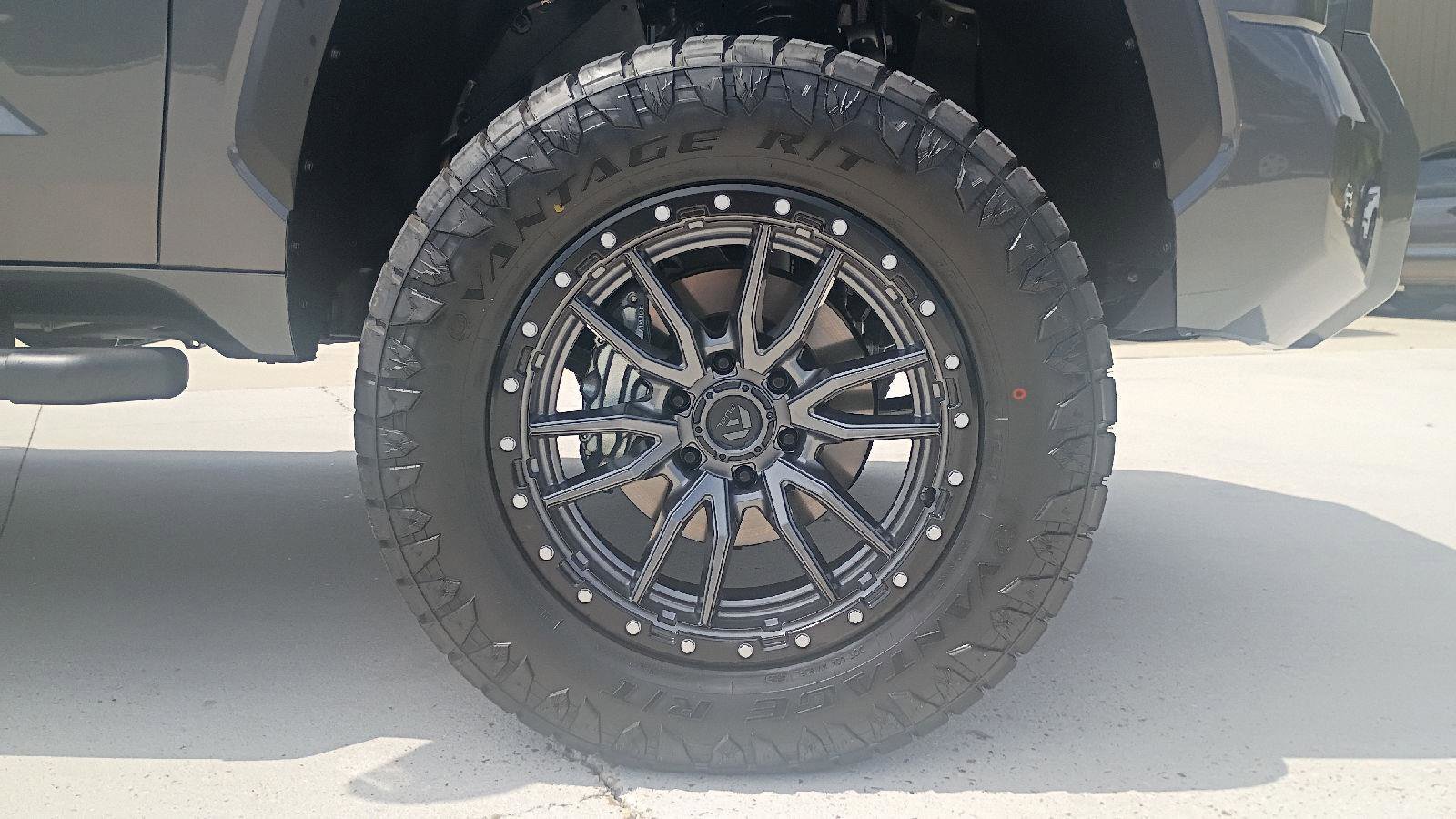 New 2026 Toyota Tundra Limited AWD/4WD image 23