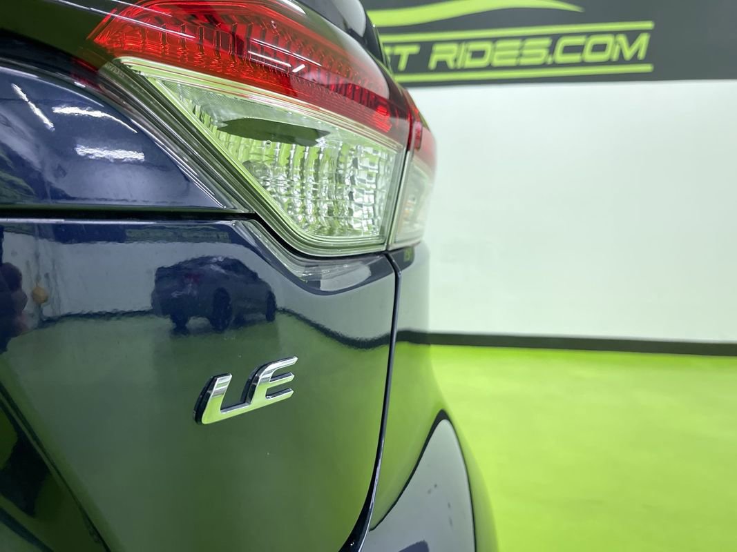 Used 2025 Toyota Corolla LE image 14