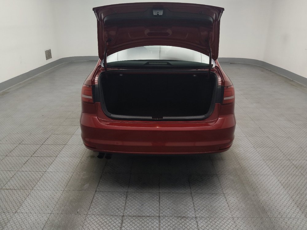 Used 2016 Volkswagen Jetta SE FWD image 29