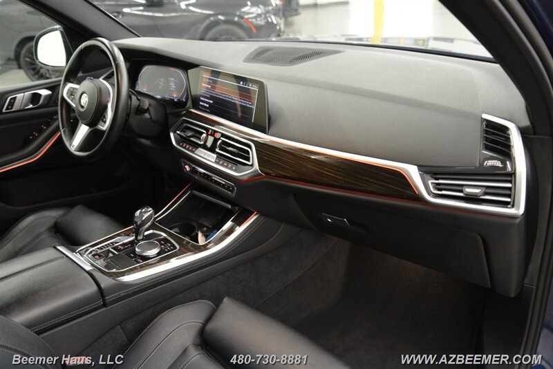 Used 2019 BMW X5 xDrive40i w/ M Sport Package AWD/4WD image 17