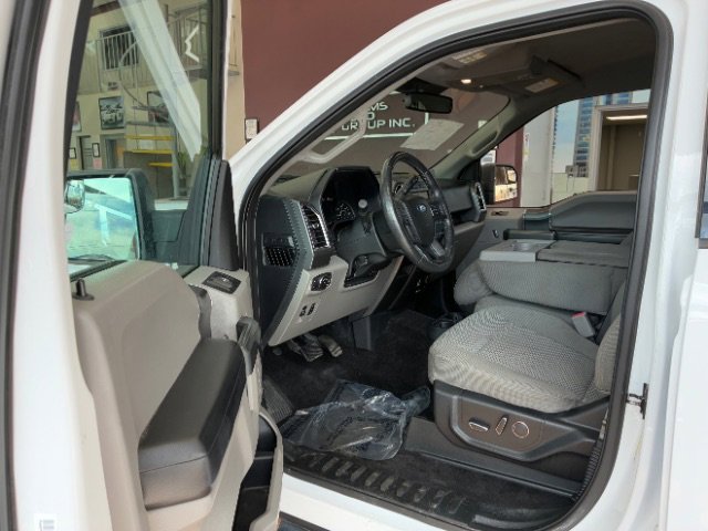 Used 2017 Ford F150 XLT w/ Equipment Group 302A Luxury AWD/4WD image 14