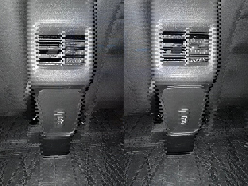 Certified 2024 Chevrolet Equinox LT w/ LPO, Floor Liner Package image 20