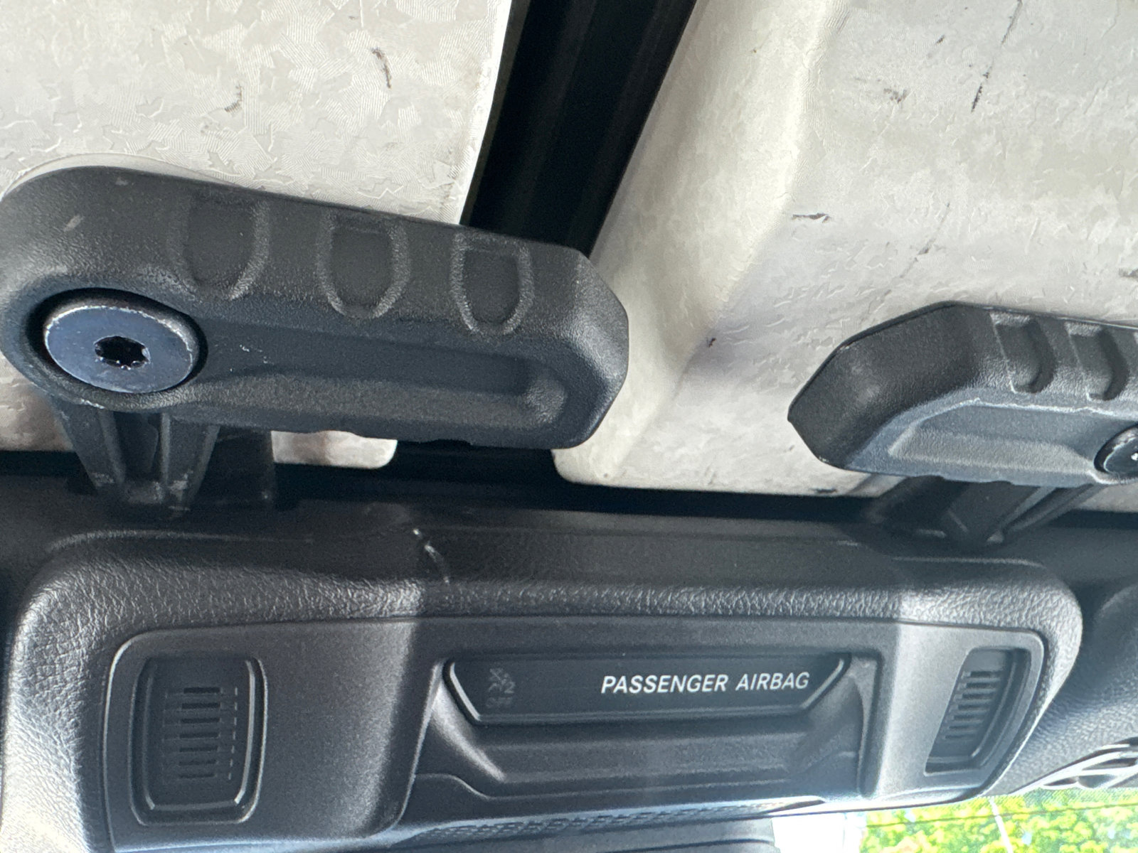 Used 2025 Jeep Wrangler Willys image 25