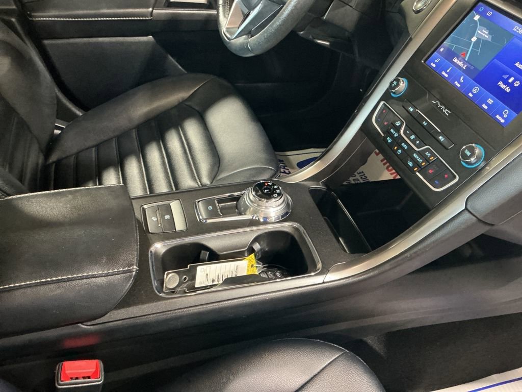 Used 2020 Ford Fusion SEL image 25