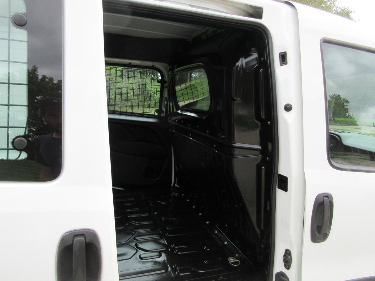 Used 2020 RAM ProMaster City Tradesman w/ Window Group 05 FWD image 19