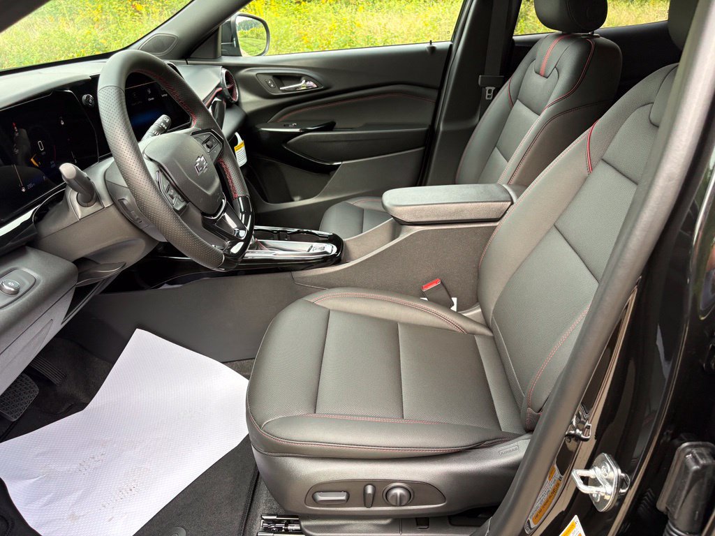 New 2026 Chevrolet Trax RS w/ Driver Confidence Package FWD image 15