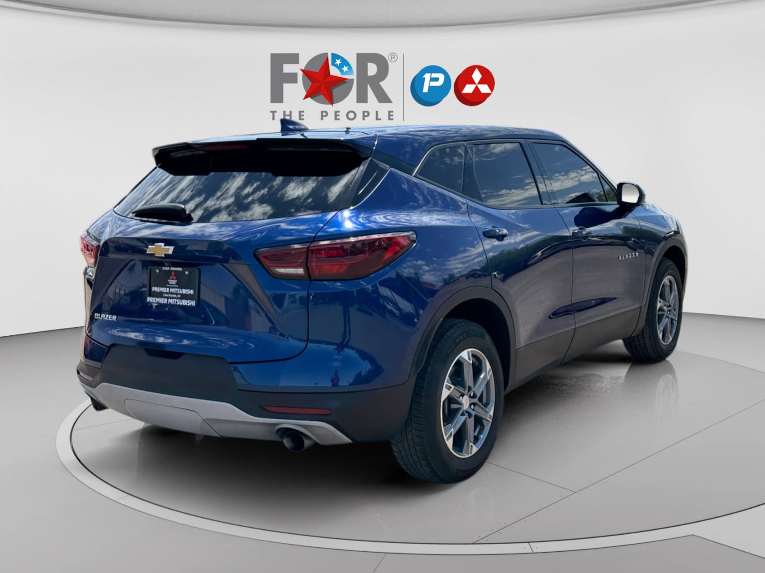 Used 2023 Chevrolet Blazer LT FWD image 5