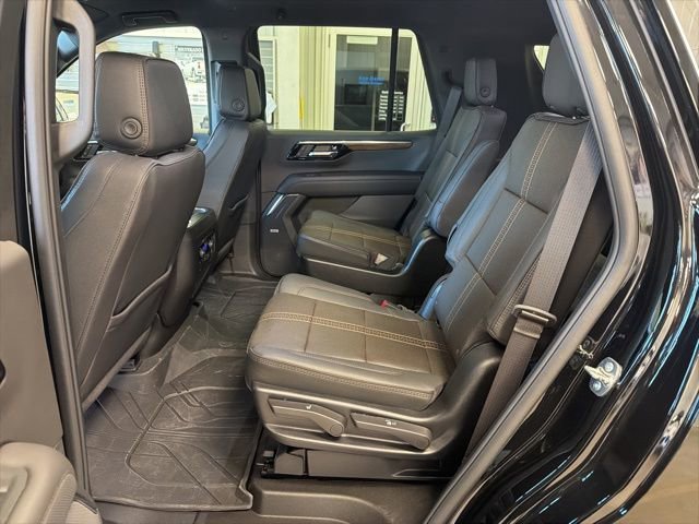 Used 2025 Chevrolet Tahoe High Country image 33