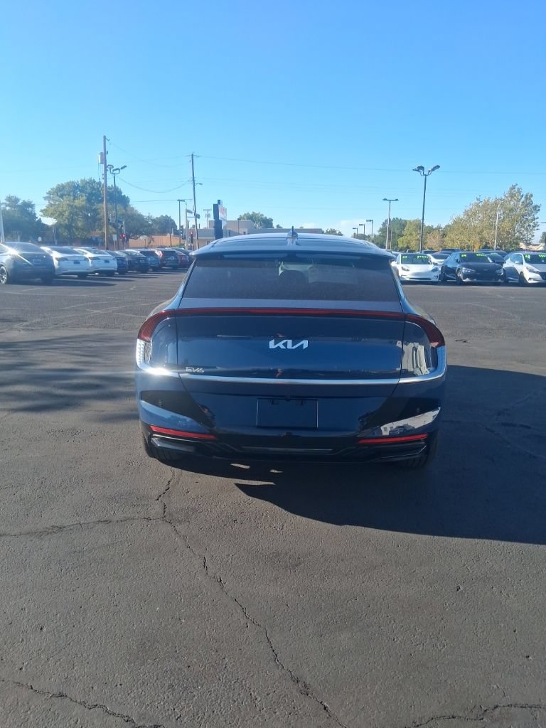 Used 2025 Kia EV6 Wind RWD image 4