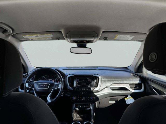 Used 2023 GMC Terrain SLE w/ Driver Convenience Package FWD image 42