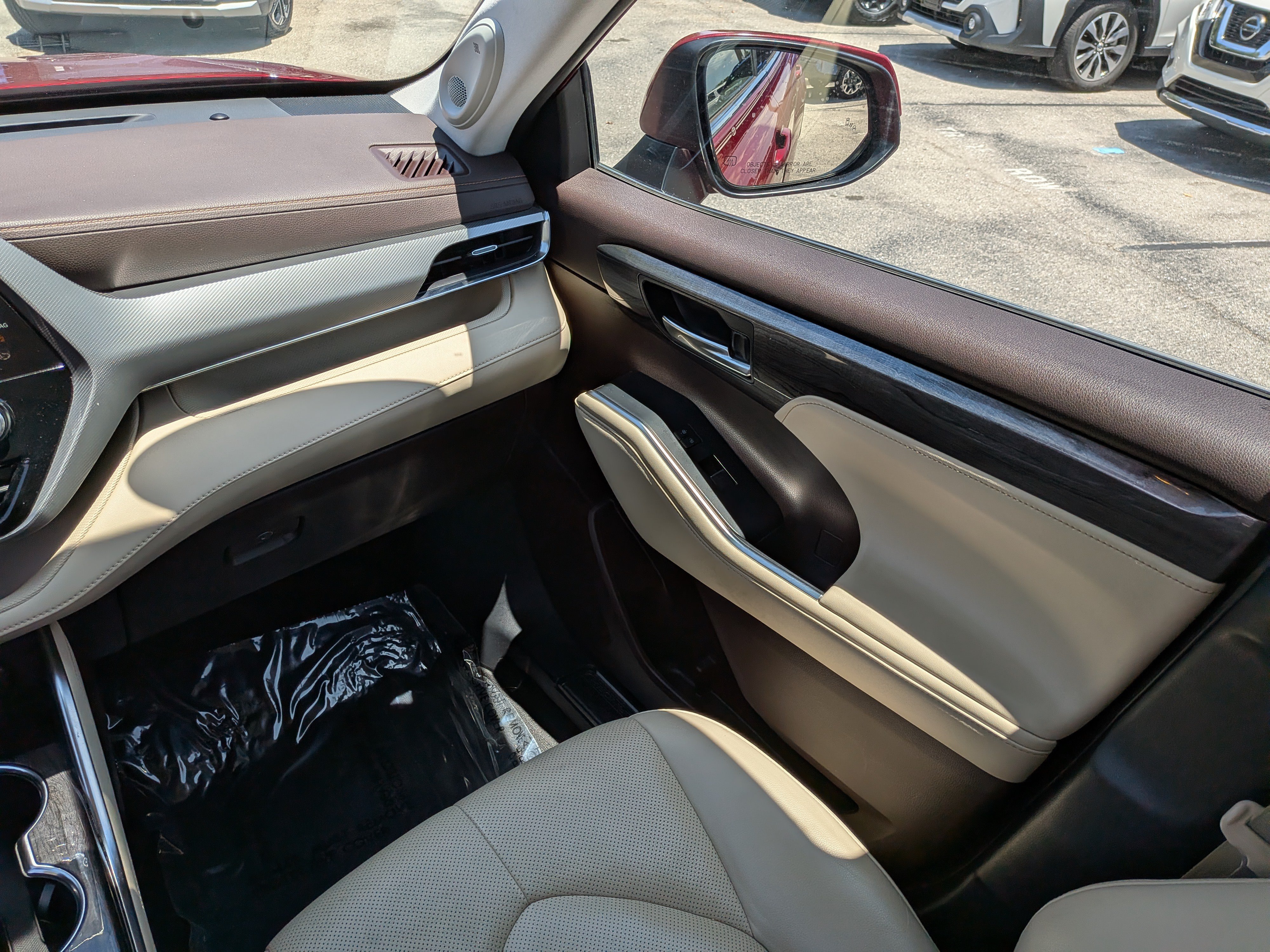 Used 2021 Toyota Highlander Platinum FWD image 20