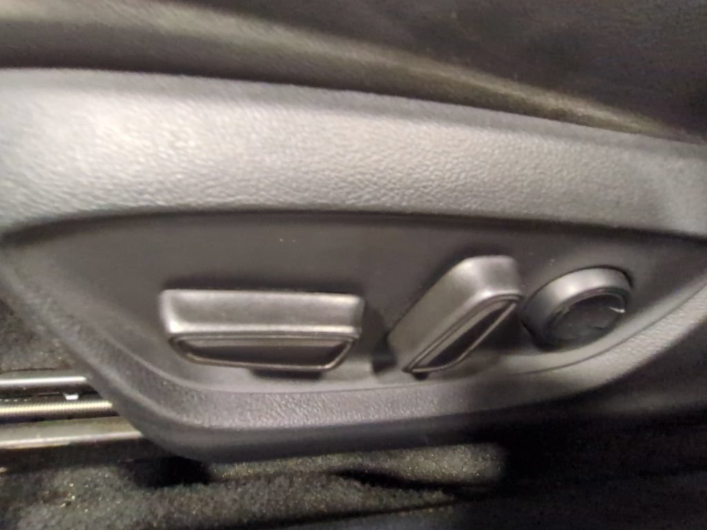 Used 2020 Toyota Avalon TRD FWD image 13