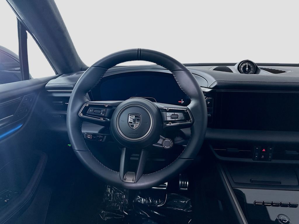 New 2026 Porsche Macan Turbo Electric image 25