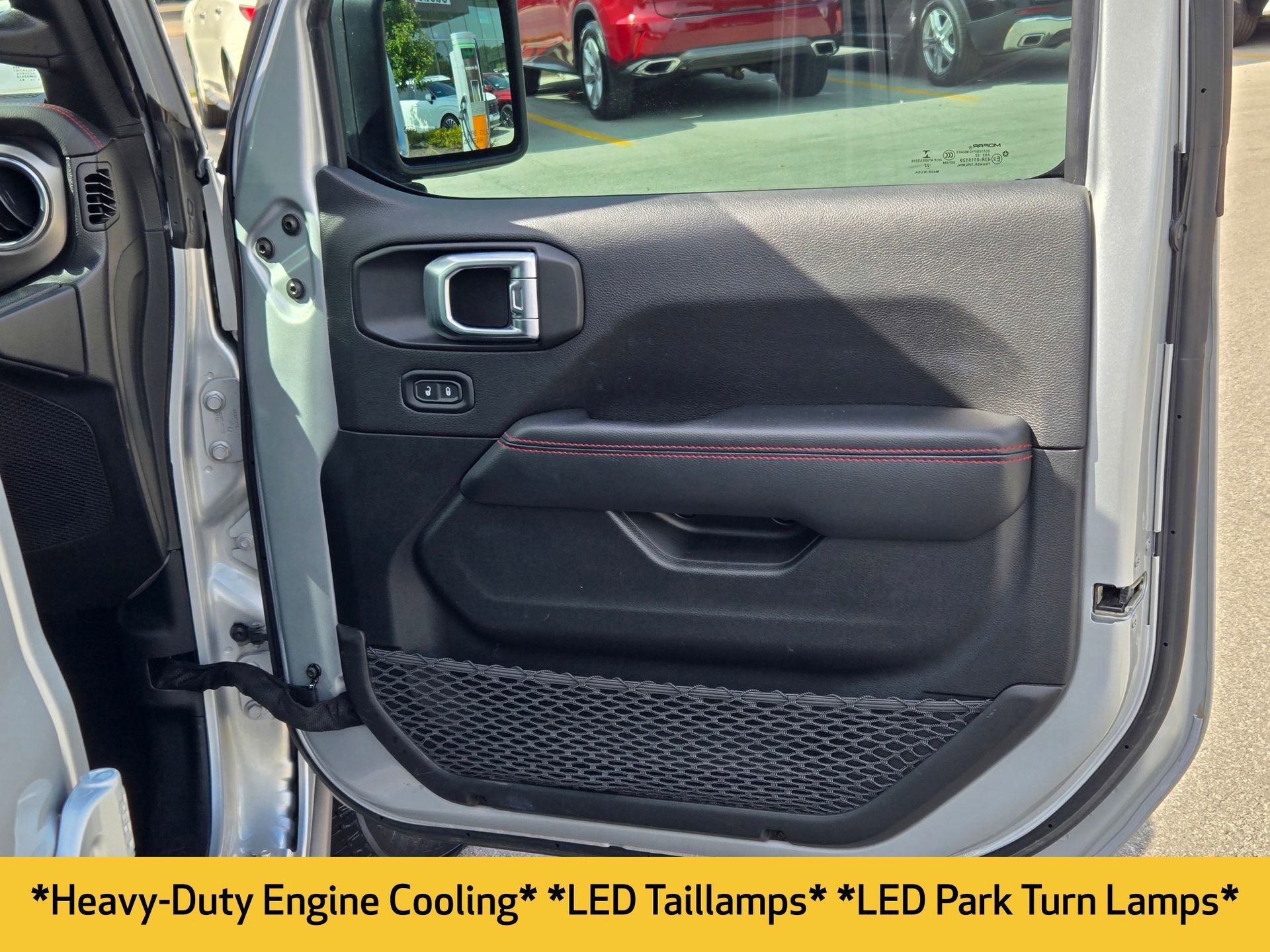 Used 2022 Jeep Gladiator Rubicon w/ LED Lighting Group AWD/4WD image 9