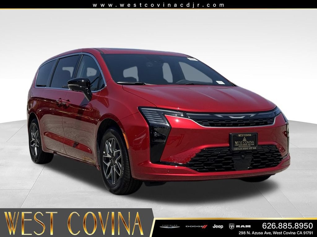 New 2027 Chrysler Pacifica Limited FWD image 4
