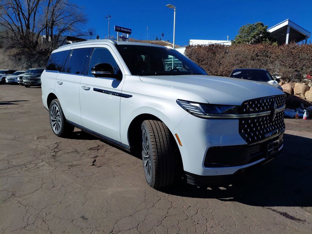 New 2025 Lincoln Navigator Black Label image 1