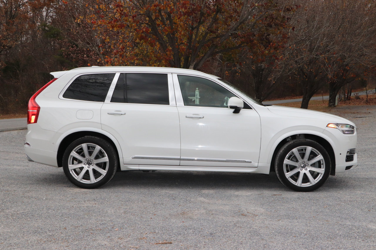 Used 2017 Volvo XC90 T8 Excellence image 2