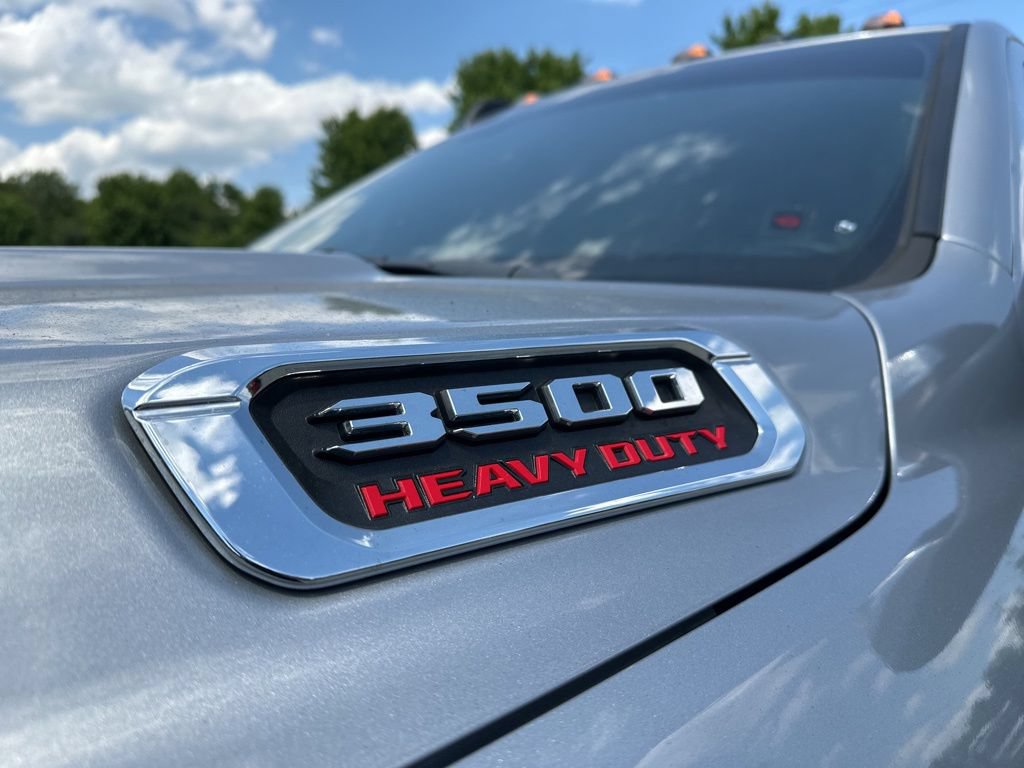 Used 2021 RAM 3500 Laramie AWD/4WD image 4