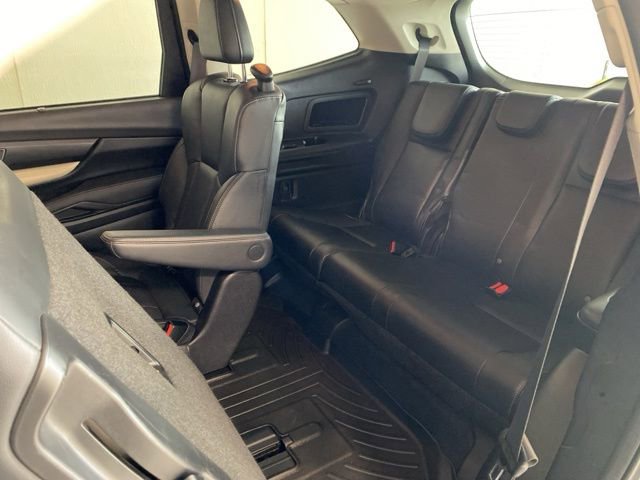 Used 2021 Subaru Ascent Limited image 14