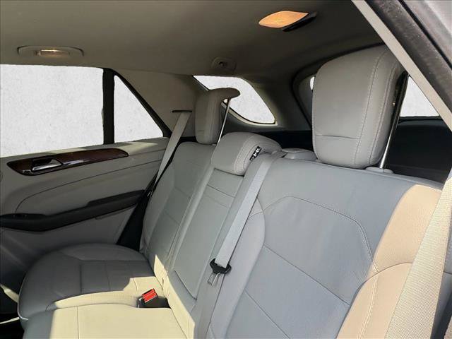 Used 2014 Mercedes-Benz ML 350 BlueTEC 4MATIC image 19