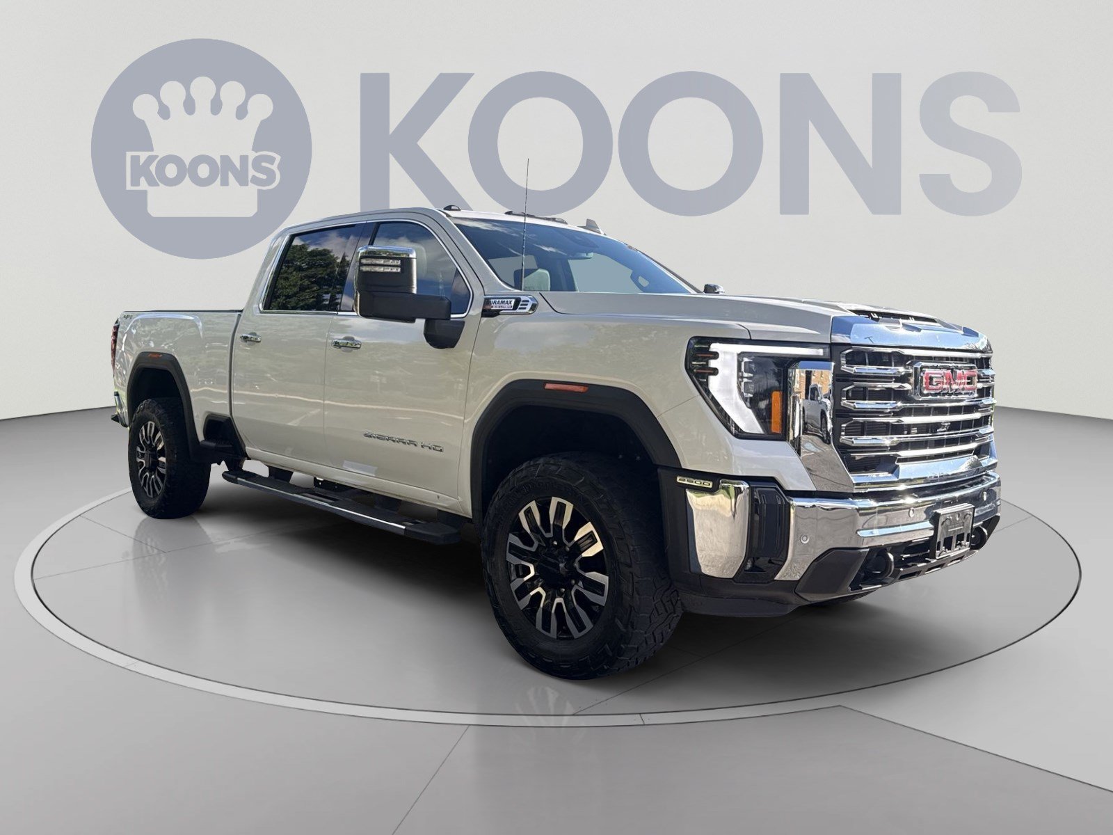 Used 2025 GMC Sierra 2500 SLT w/ SLT Premium Package AWD/4WD image 10