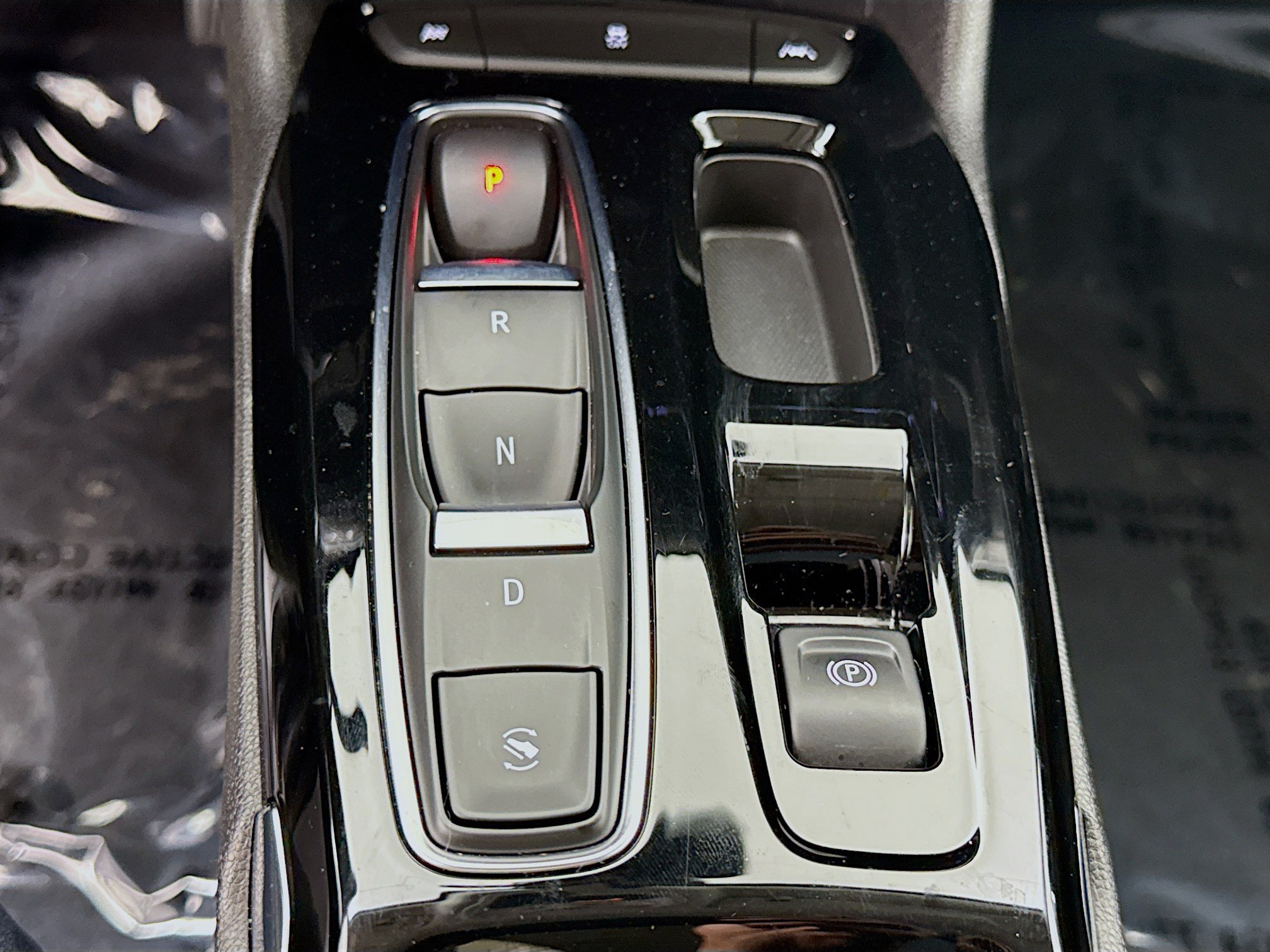 Used 2023 Chevrolet Bolt EUV Premier FWD image 18