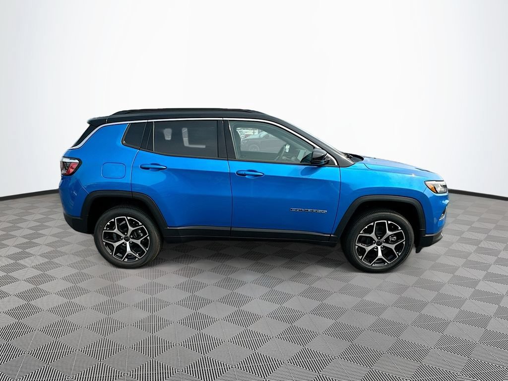 New 2026 Jeep Compass Limited AWD/4WD image 10