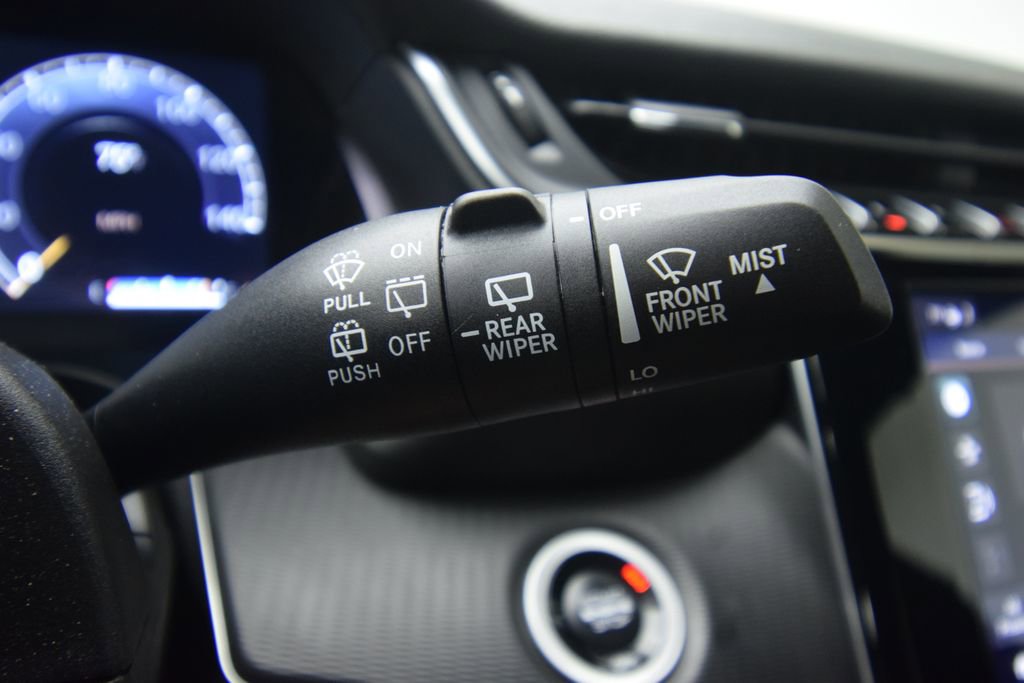 Used 2024 Jeep Grand Cherokee Altitude AWD/4WD image 32
