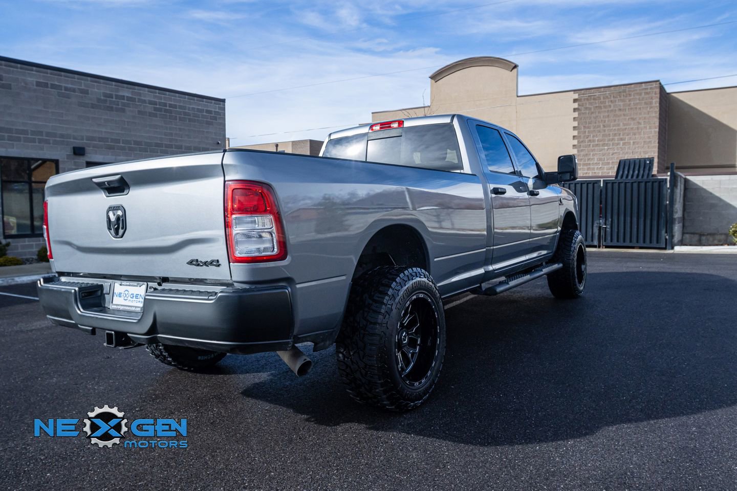 Used 2024 RAM 3500 Tradesman w/ Convenience Group image 8