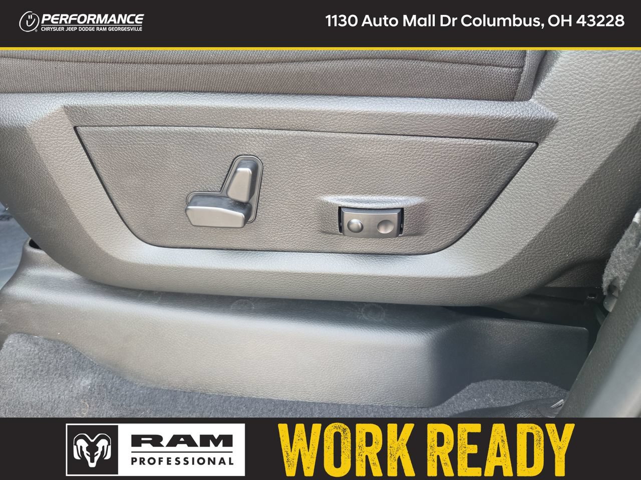 New 2026 RAM 2500 Big Horn AWD/4WD image 19