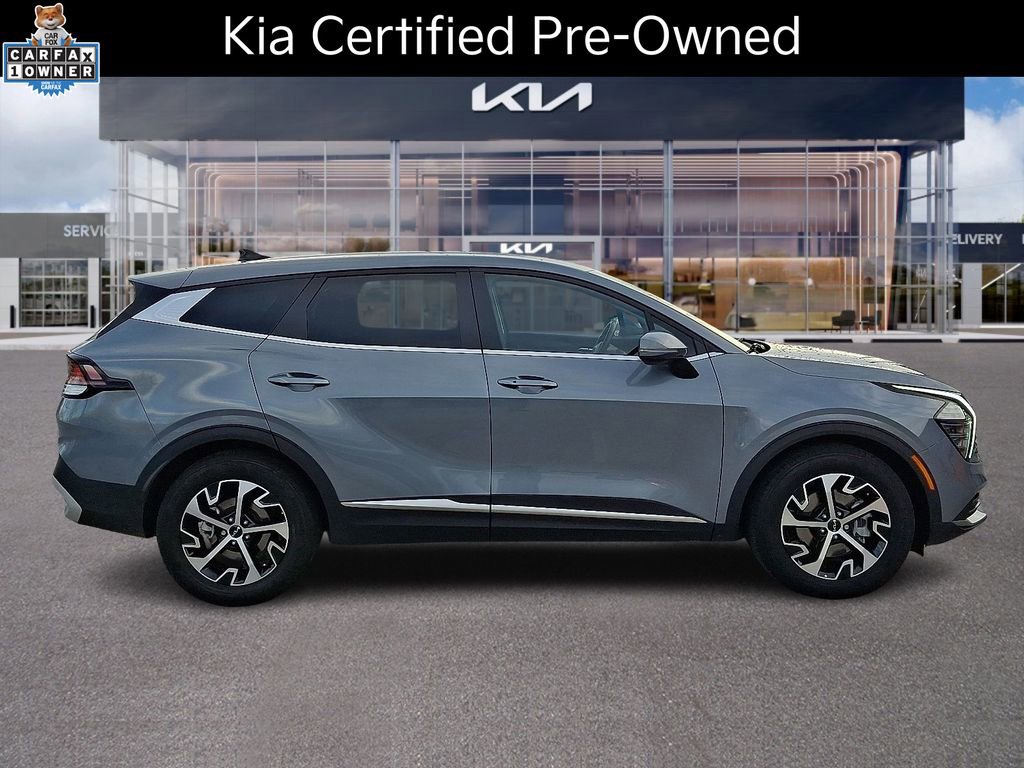 Certified 2025 Kia Sportage EX image 8