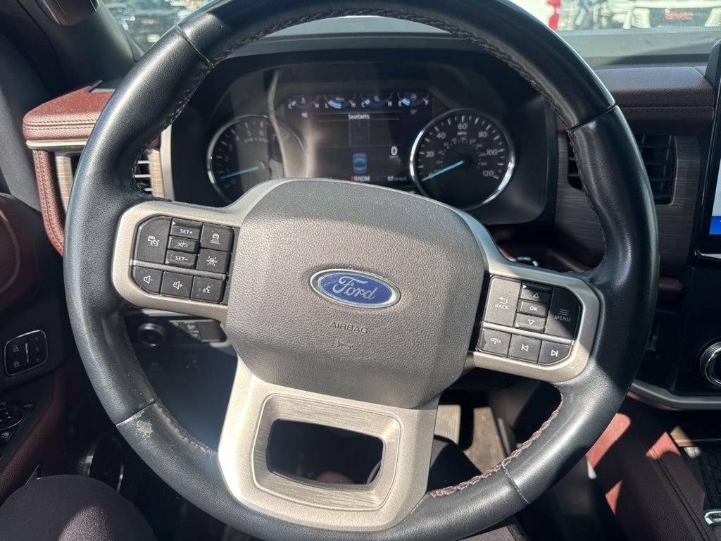 Used 2022 Ford Expedition Limited AWD/4WD image 32