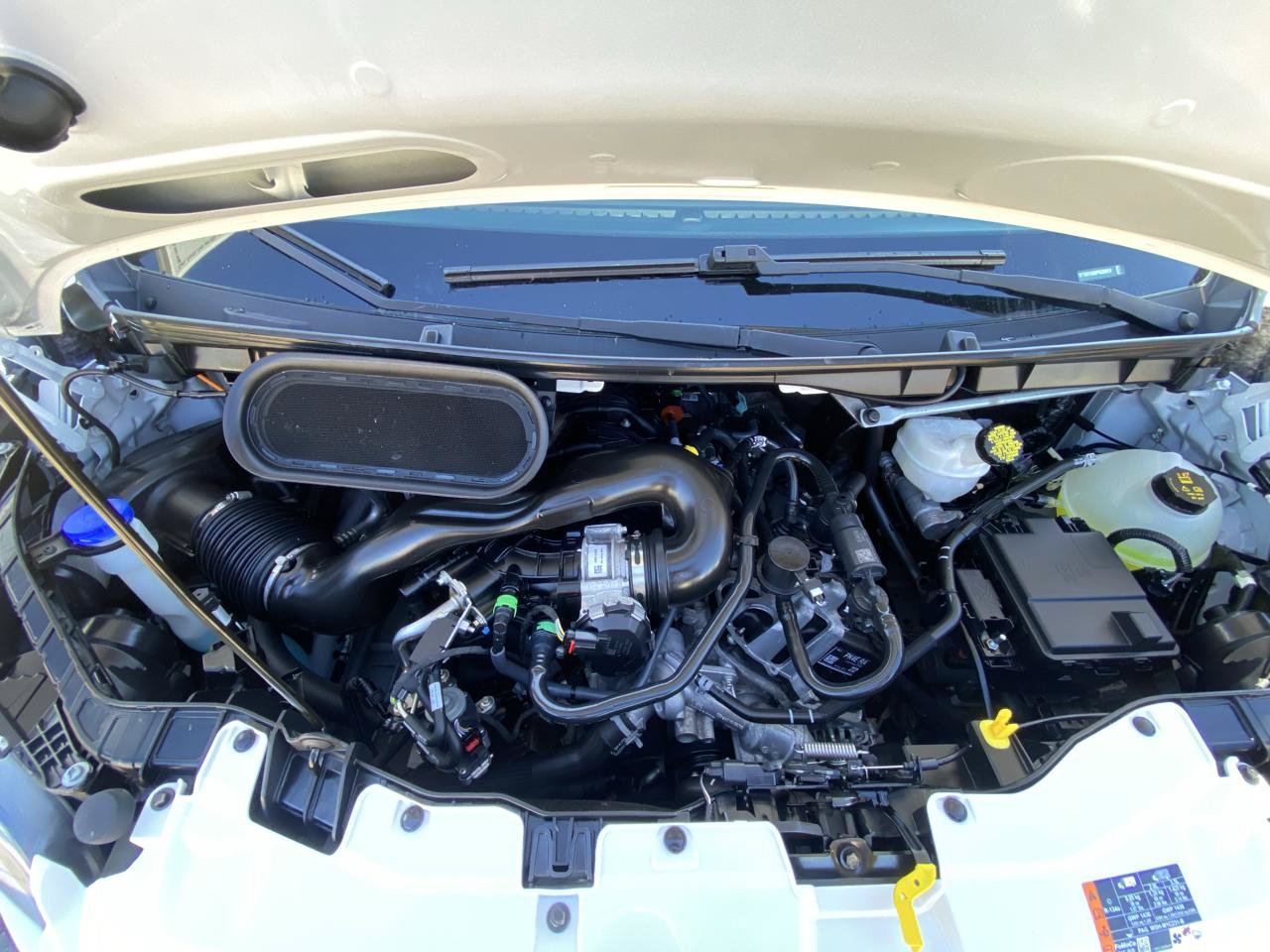 Used 2023 Ford Transit 250 148 High Roof RWD image 40