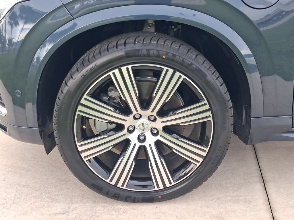 Used 2025 Volvo XC90 T8 Ultra w/ Lounge Package AWD/4WD image 3