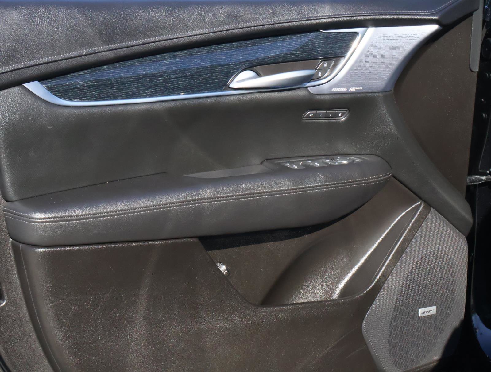 Certified 2025 Cadillac XT5 Premium Luxury image 20