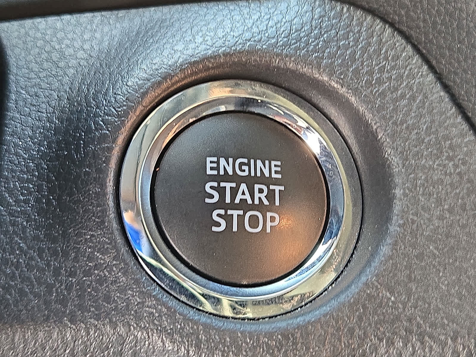 Used 2025 Toyota RAV4 XLE AWD/4WD image 23