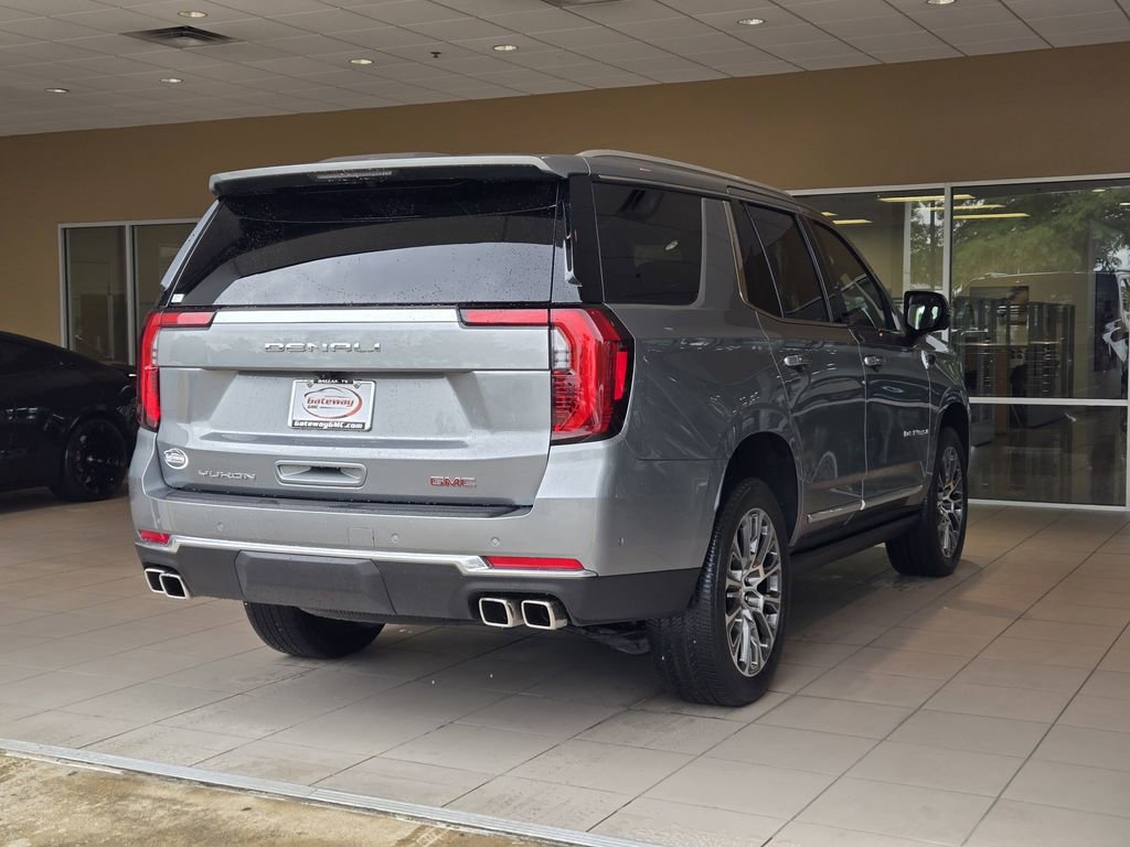 Used 2026 GMC Yukon Denali w/ Sun & Power Step Package AWD/4WD image 7