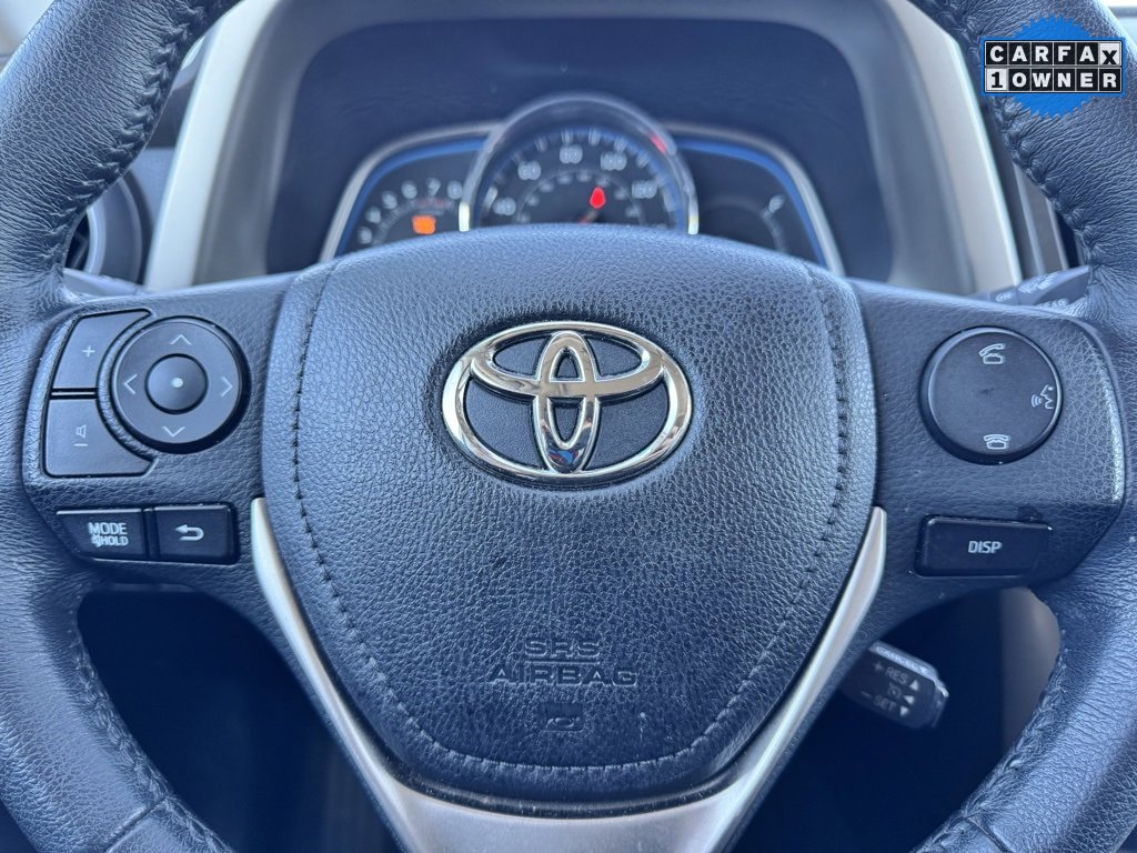 Used 2015 Toyota RAV4 Limited image 23