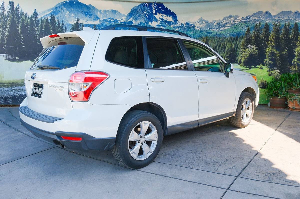 Used 2016 Subaru Forester 2.5i Limited w/ Popular Package #2 AWD/4WD image 4