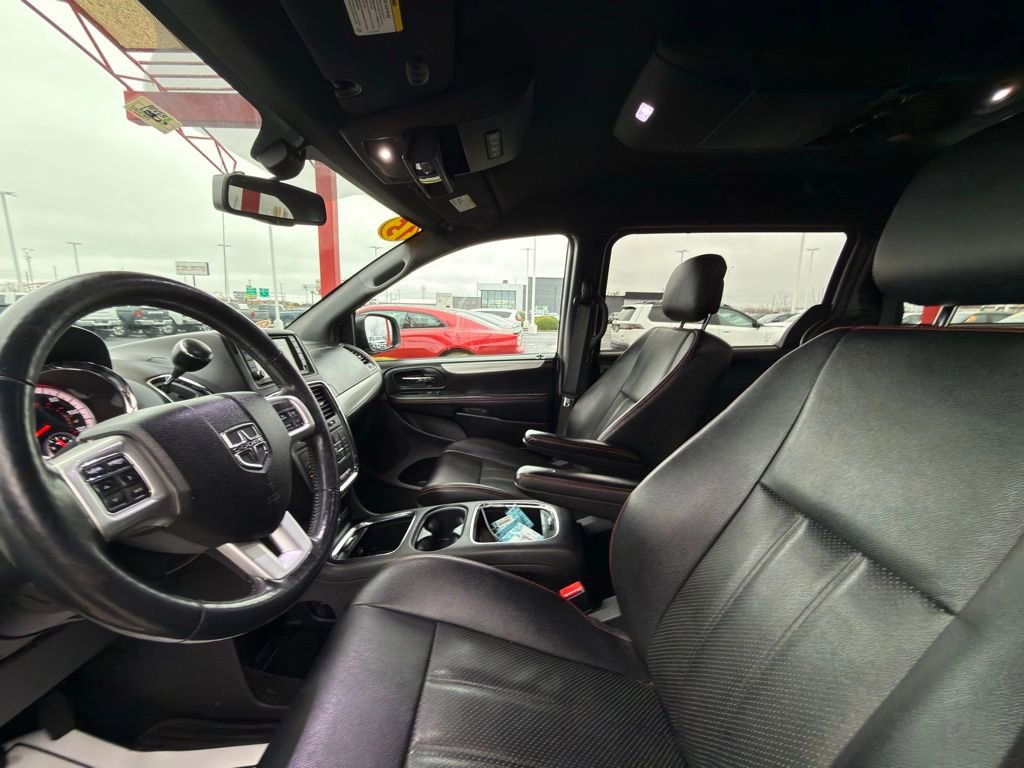Used 2015 Dodge Grand Caravan R/T w/ Safety Sphere Group image 14