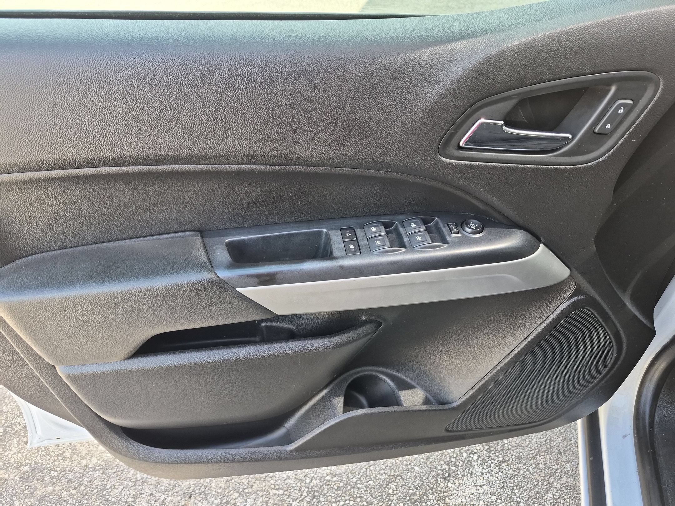 Used 2021 Chevrolet Colorado LT RWD image 11